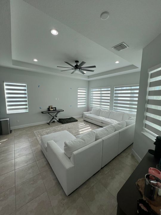 For Sale: $899,000 (4 beds, 4 baths, 3172 Square Feet)