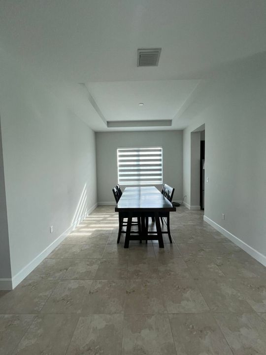 For Sale: $899,000 (4 beds, 4 baths, 3172 Square Feet)