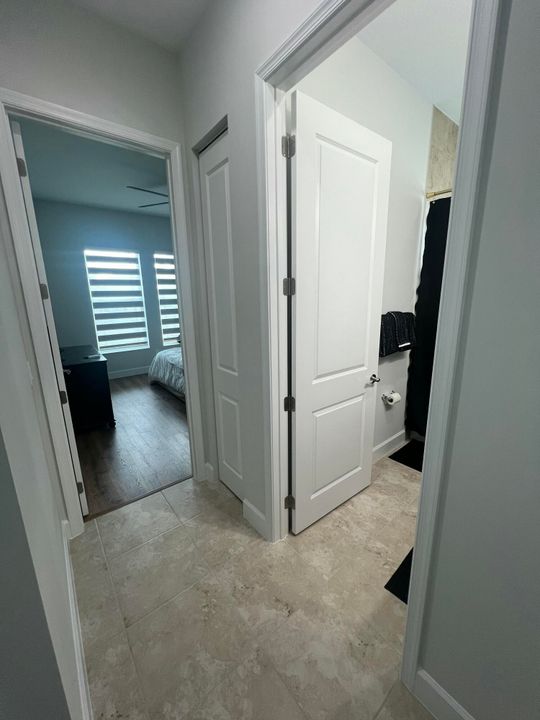 For Sale: $899,000 (4 beds, 4 baths, 3172 Square Feet)