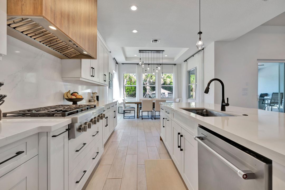 En Venta: $1,550,000 (4 camas, 4 baños, 3993 Pies cuadrados)