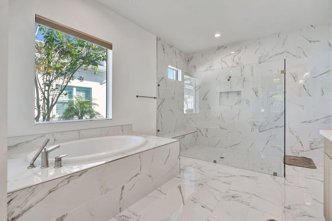 En Venta: $1,550,000 (4 camas, 4 baños, 3993 Pies cuadrados)