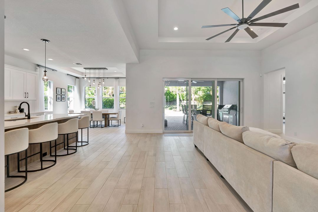 En Venta: $1,550,000 (4 camas, 4 baños, 3993 Pies cuadrados)