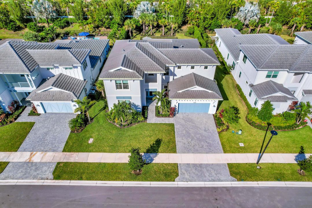 En Venta: $1,550,000 (4 camas, 4 baños, 3993 Pies cuadrados)