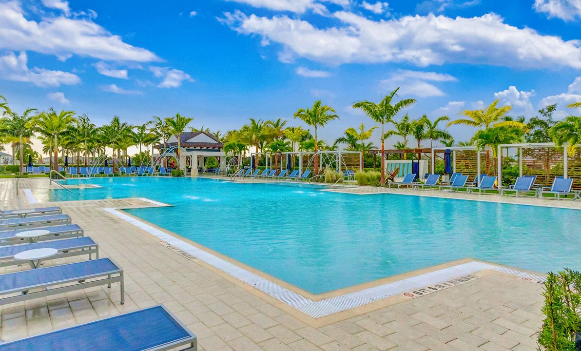 En Venta: $1,550,000 (4 camas, 4 baños, 3993 Pies cuadrados)