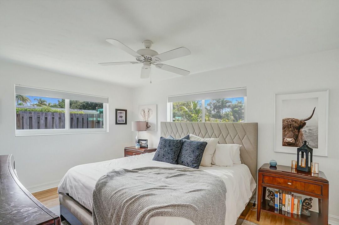 For Sale: $699,000 (2 beds, 1 baths, 1186 Square Feet)