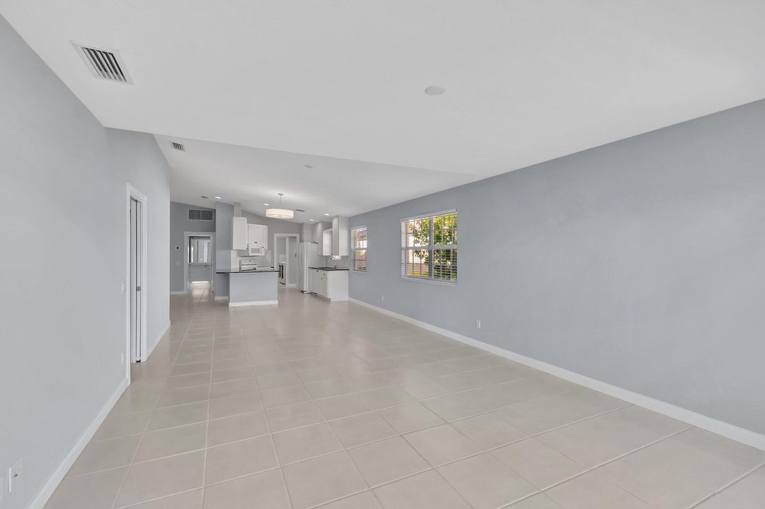 В аренду: $3,200 (2 спален, 2 ванн, 1680 Квадратных фут)