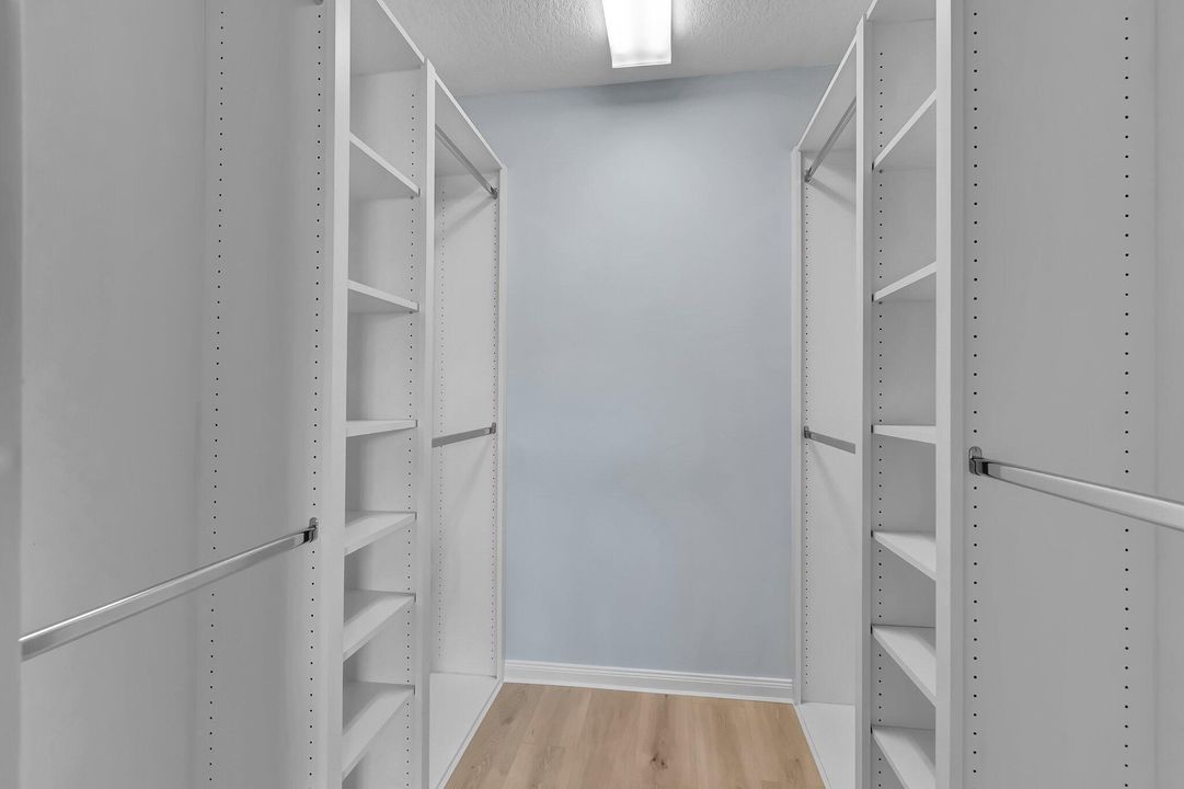 В аренду: $3,200 (2 спален, 2 ванн, 1680 Квадратных фут)