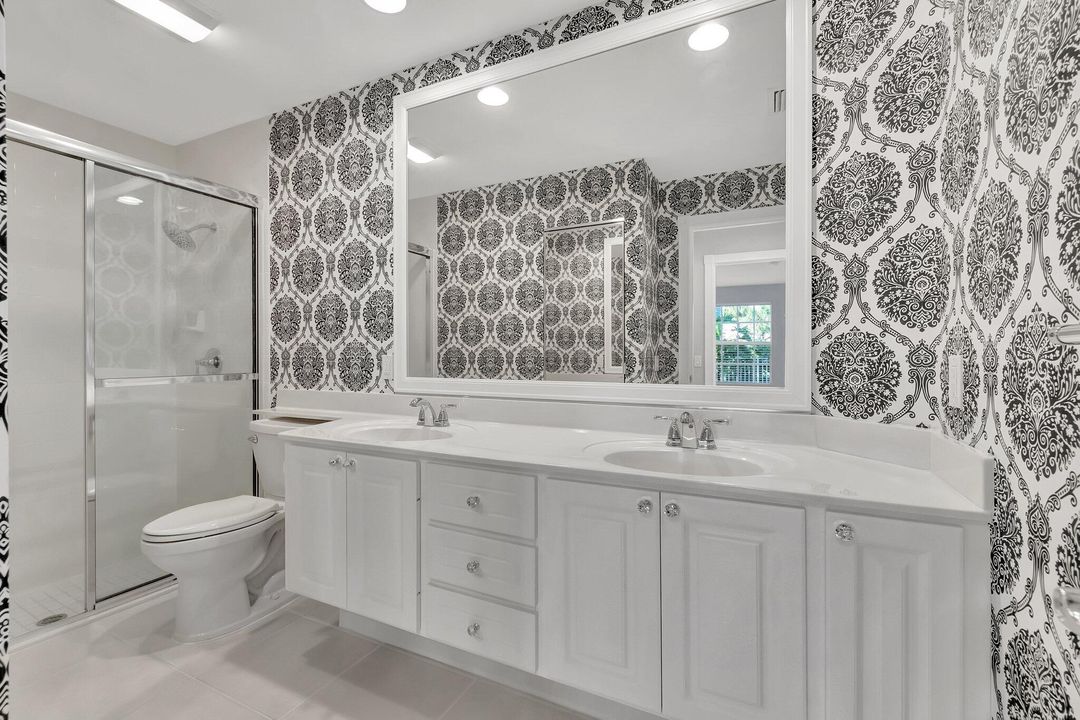 В аренду: $3,200 (2 спален, 2 ванн, 1680 Квадратных фут)