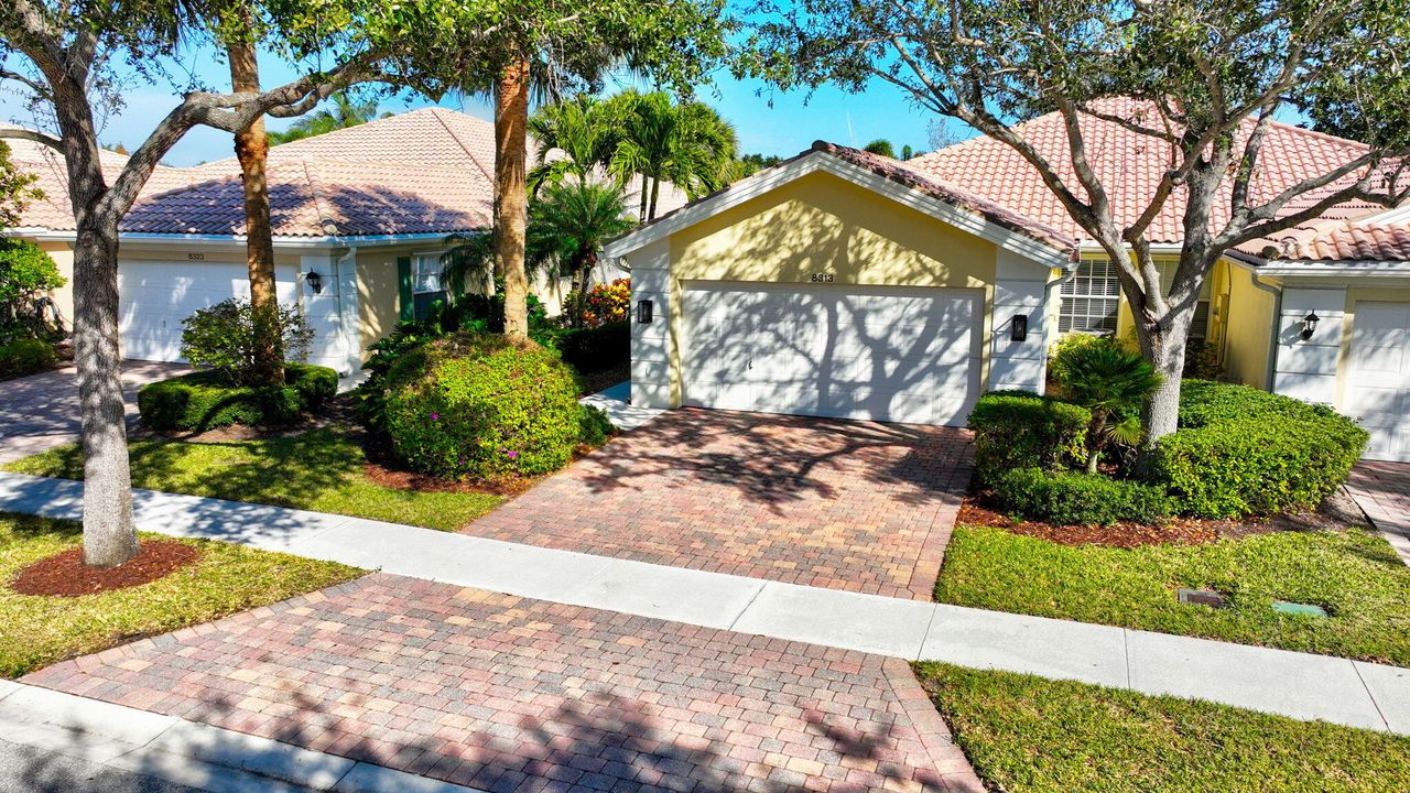 В аренду: $3,200 (2 спален, 2 ванн, 1680 Квадратных фут)