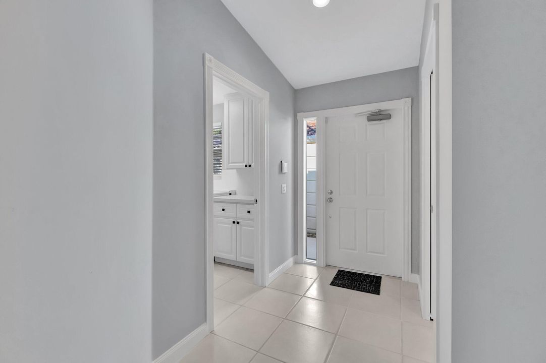 В аренду: $3,200 (2 спален, 2 ванн, 1680 Квадратных фут)