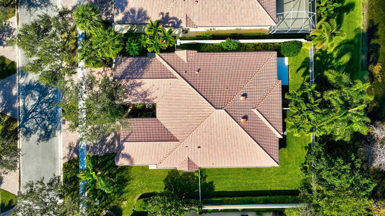 В аренду: $3,200 (2 спален, 2 ванн, 1680 Квадратных фут)