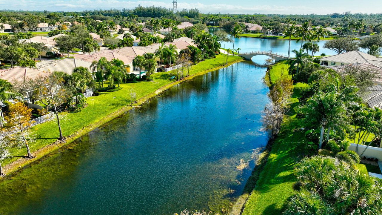 В аренду: $3,200 (2 спален, 2 ванн, 1680 Квадратных фут)