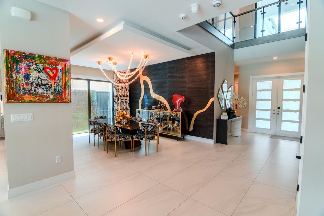 В аренду: $17,900 (5 спален, 6 ванн, 5315 Квадратных фут)