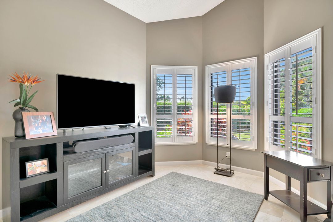 For Sale: $875,000 (4 beds, 4 baths, 2979 Square Feet)