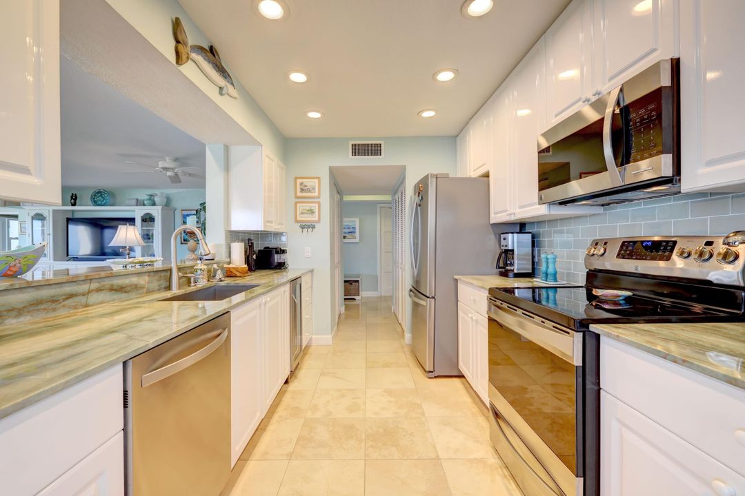 For Rent: $7,500 (2 beds, 2 baths, 1394 Square Feet)