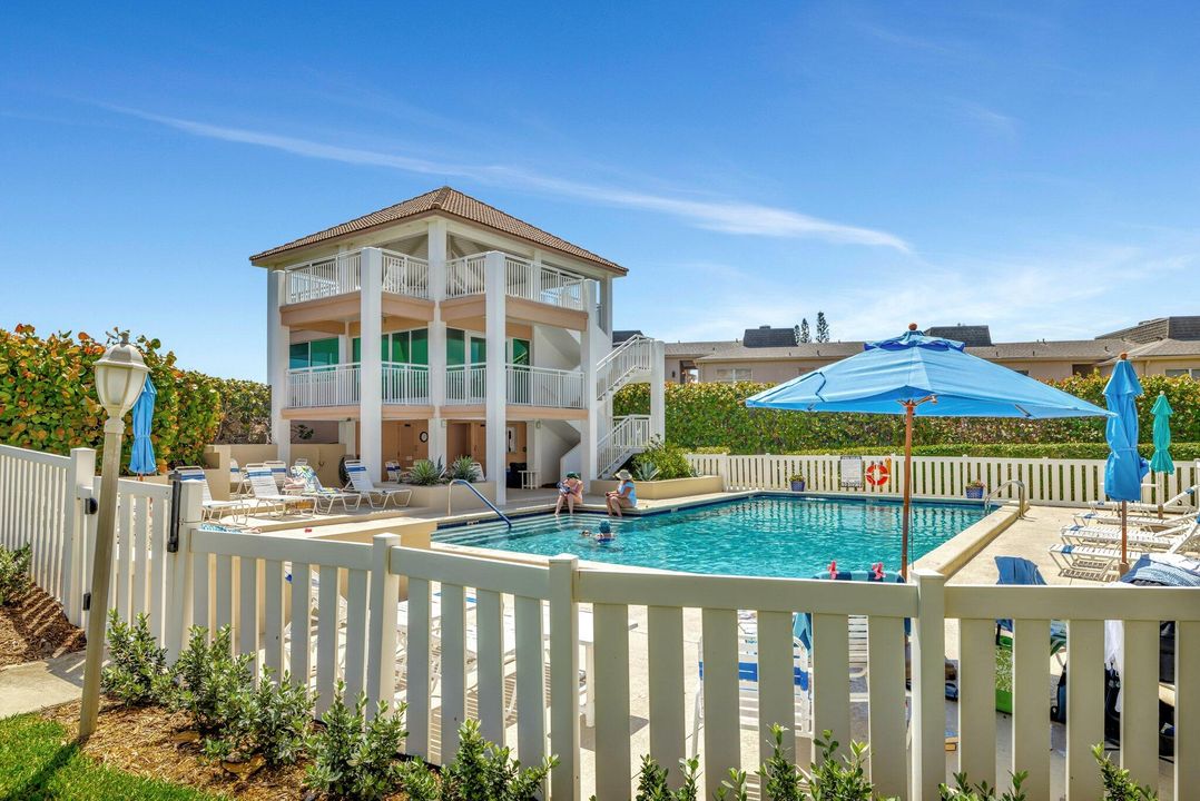 For Rent: $7,500 (2 beds, 2 baths, 1394 Square Feet)