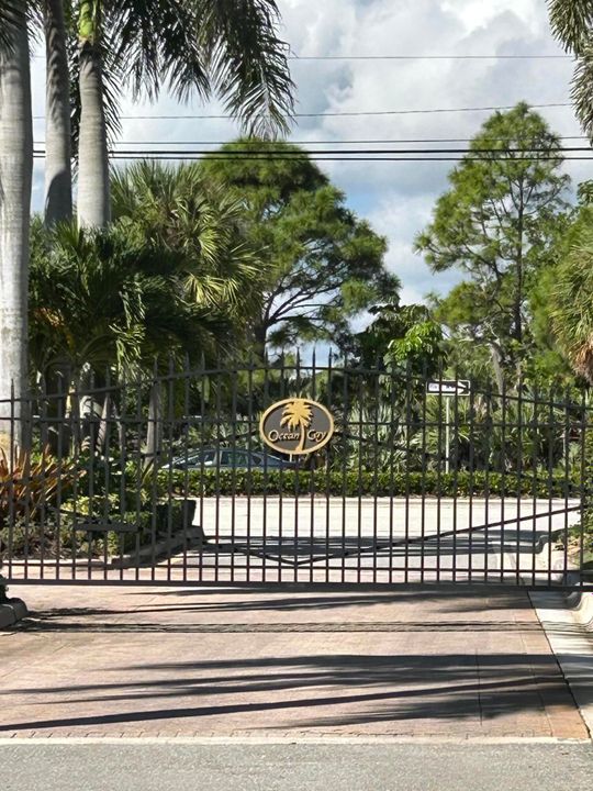 For Sale: $530,000 (3 beds, 2 baths, 1876 Square Feet)