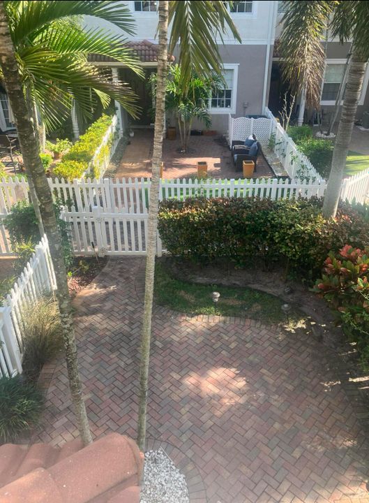 For Sale: $530,000 (3 beds, 2 baths, 1876 Square Feet)