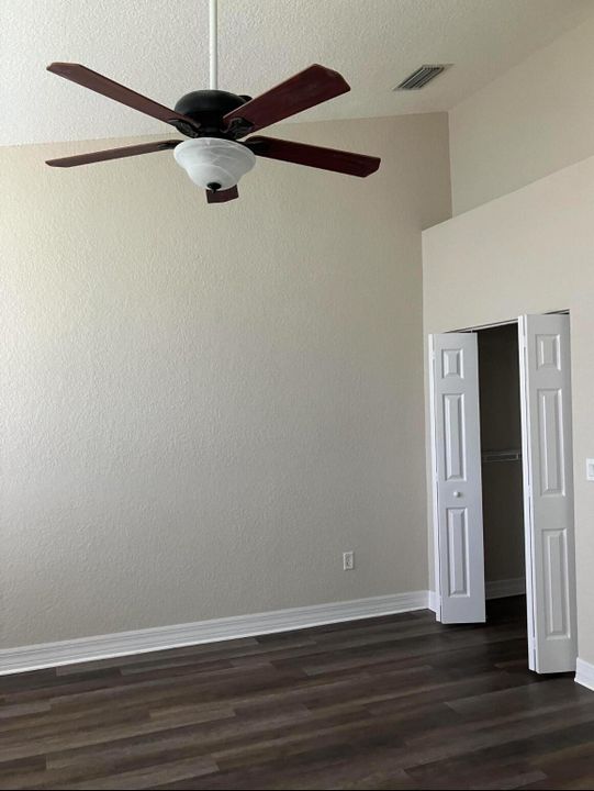 For Sale: $530,000 (3 beds, 2 baths, 1876 Square Feet)