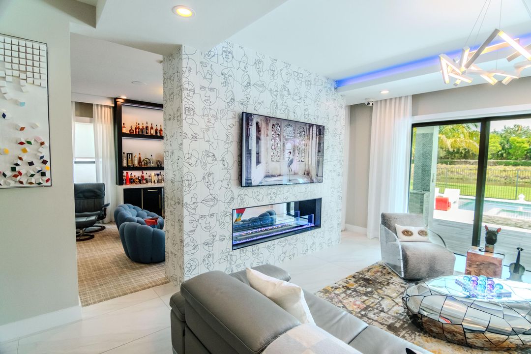 В аренду: $17,900 (5 спален, 6 ванн, 5315 Квадратных фут)