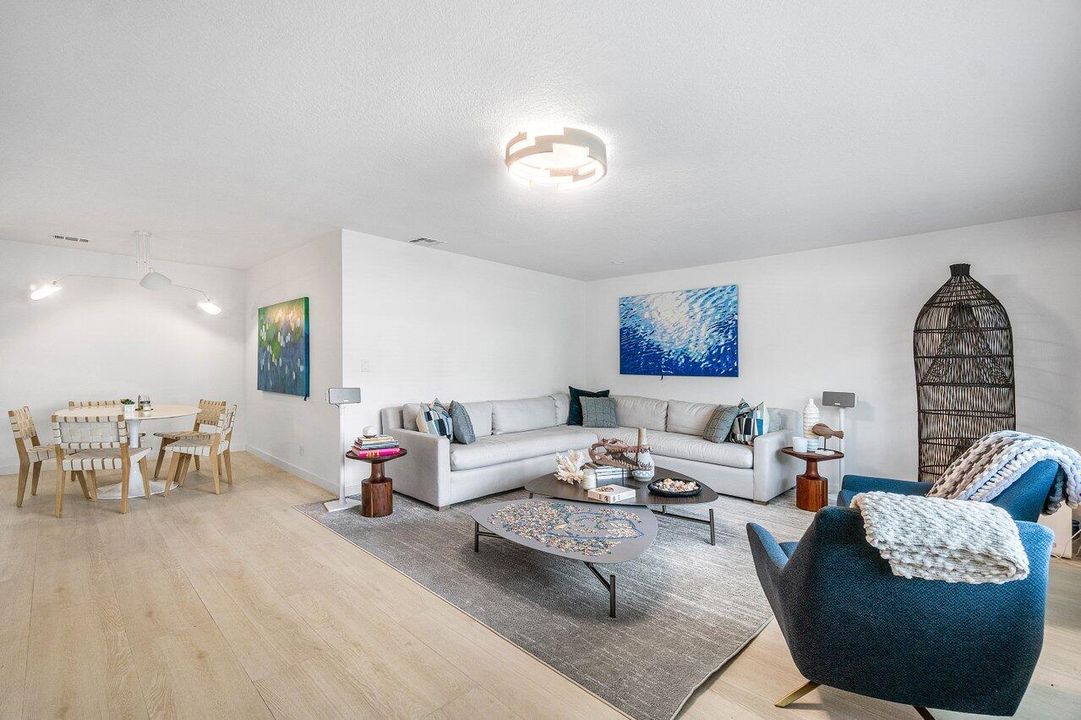 For Rent: $9,500 (3 beds, 2 baths, 1907 Square Feet)