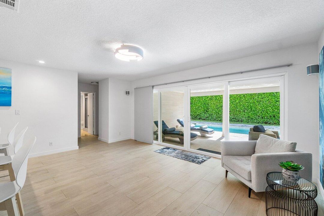 For Rent: $9,500 (3 beds, 2 baths, 1907 Square Feet)