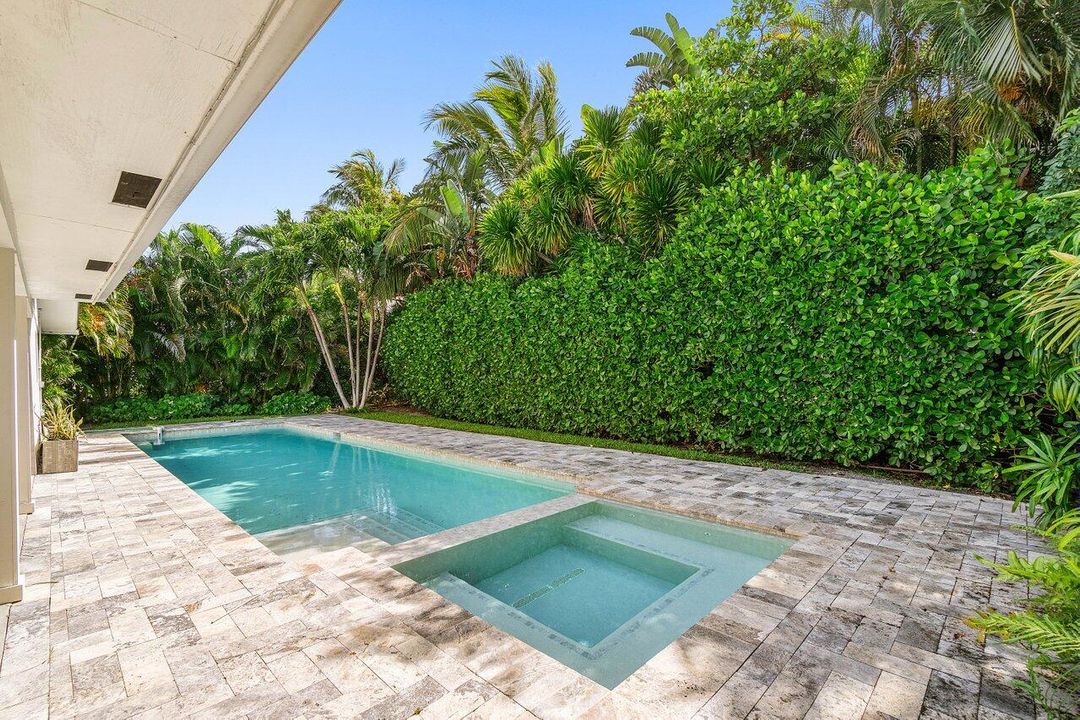 For Rent: $9,500 (3 beds, 2 baths, 1907 Square Feet)