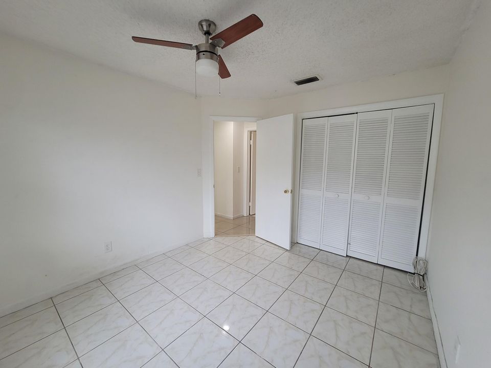 For Rent: $2,500 (3 beds, 2 baths, 1220 Square Feet)