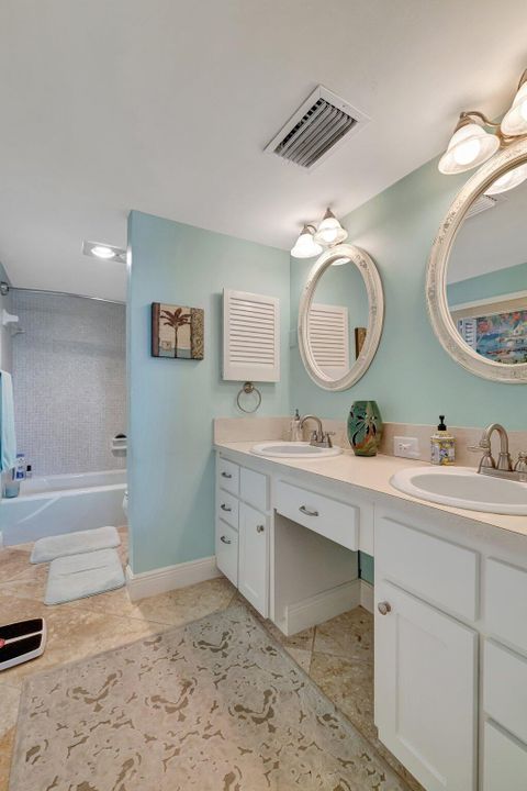 For Rent: $5,500 (2 beds, 2 baths, 1269 Square Feet)