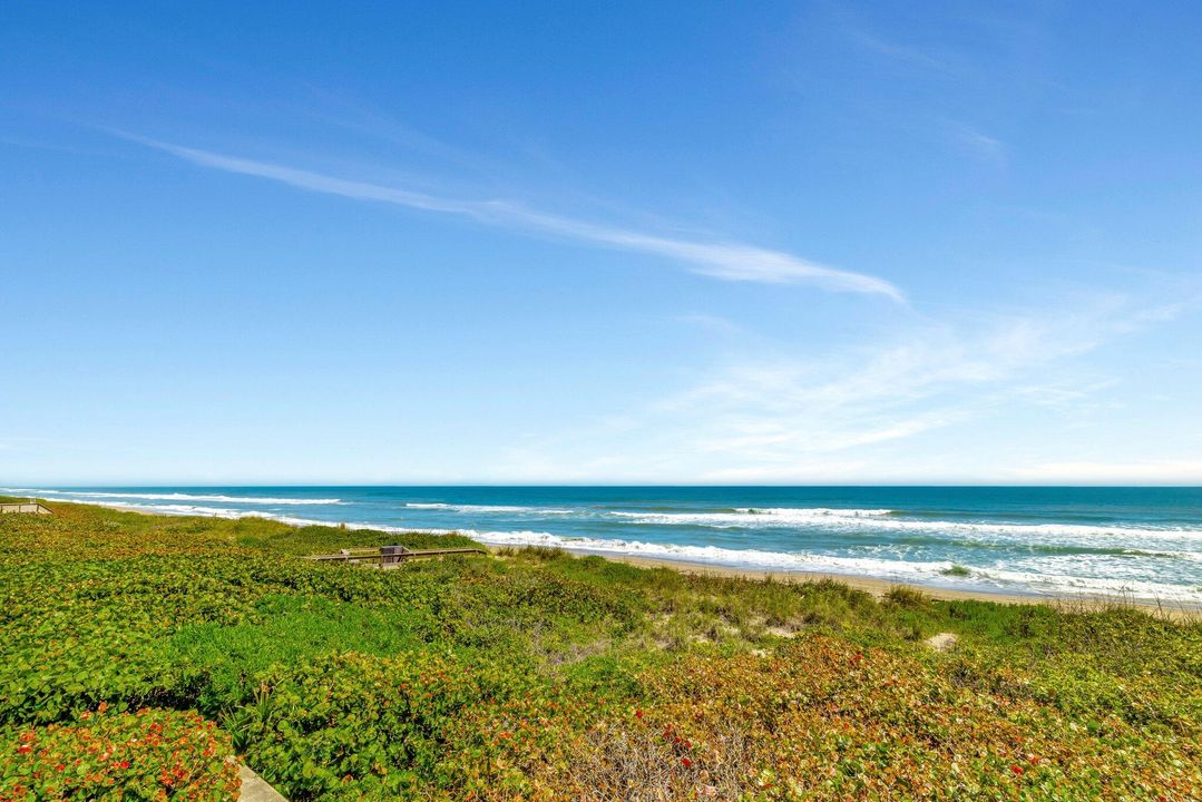 For Rent: $5,500 (2 beds, 2 baths, 1269 Square Feet)