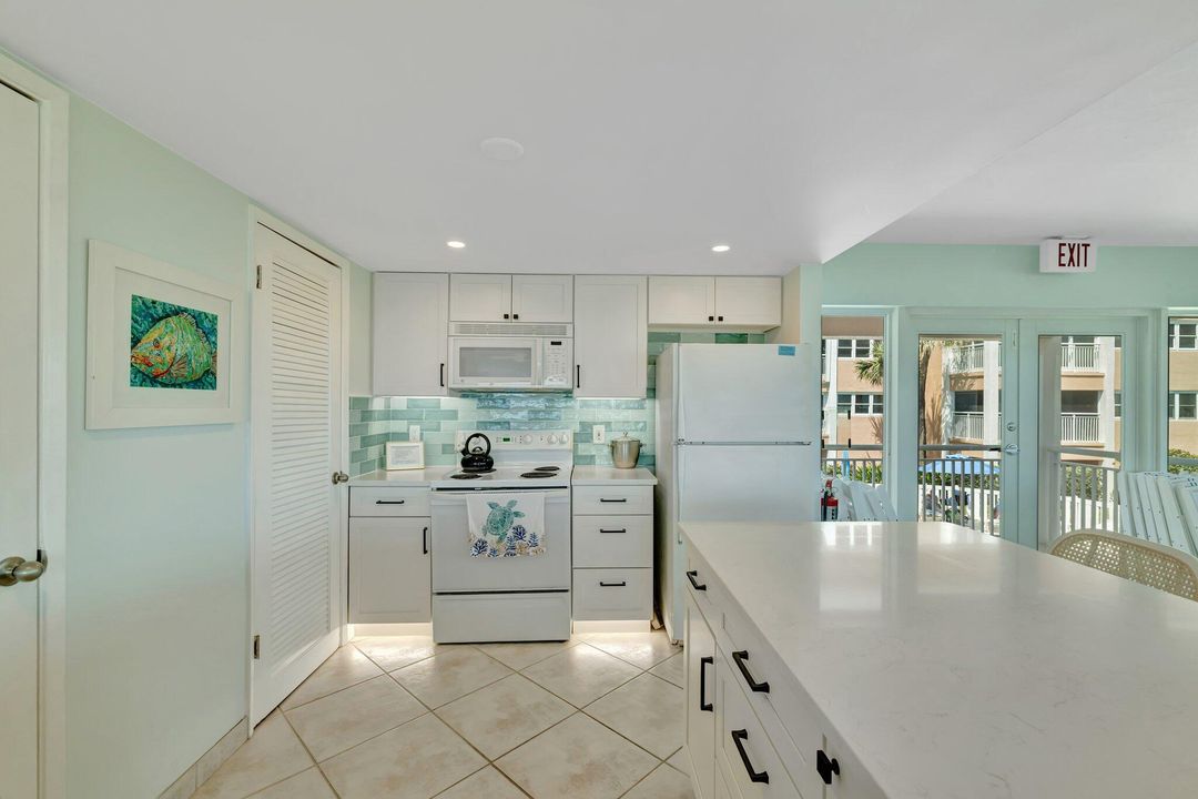 For Rent: $5,500 (2 beds, 2 baths, 1269 Square Feet)