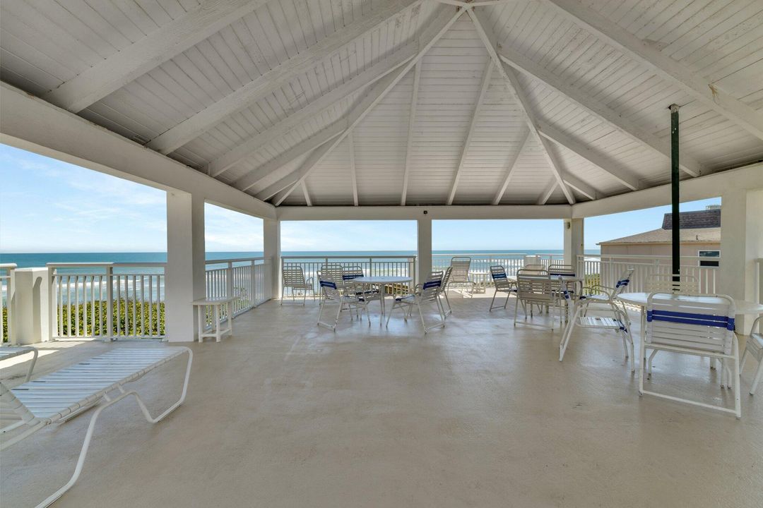 For Rent: $5,500 (2 beds, 2 baths, 1269 Square Feet)