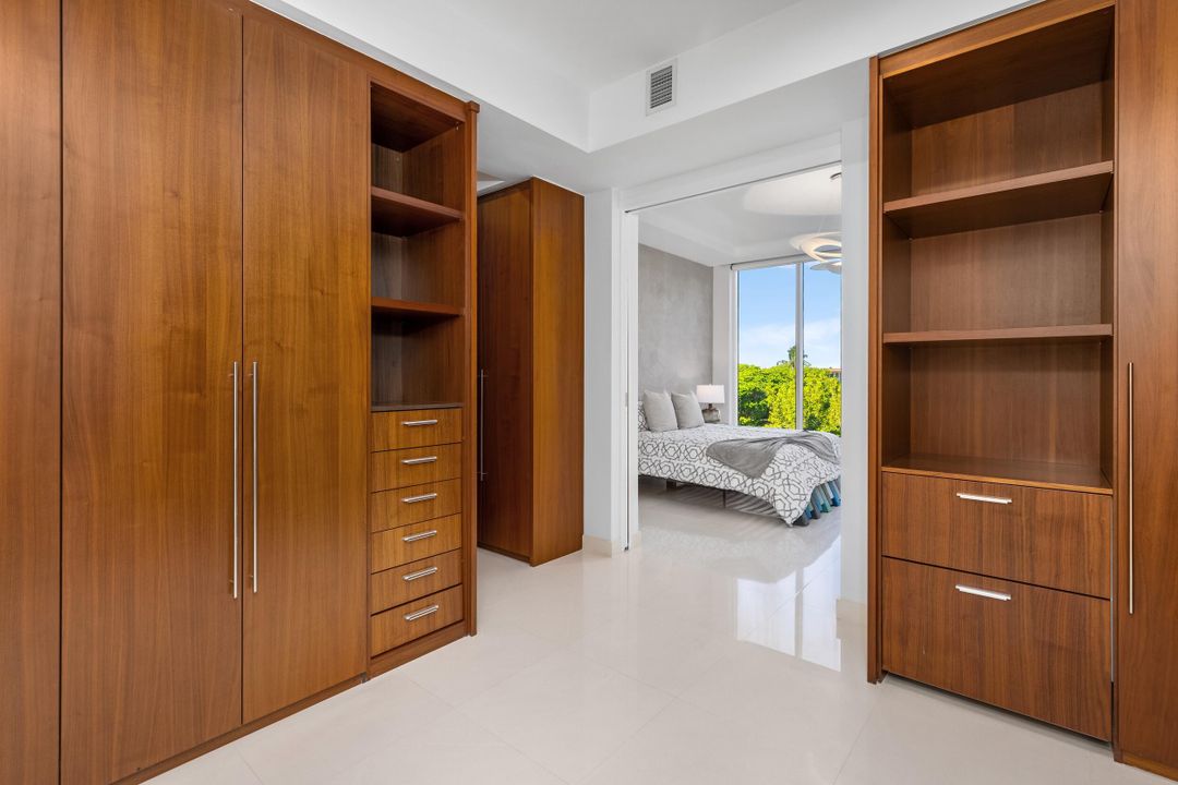 For Rent: $40,000 (4 beds, 4 baths, 4712 Square Feet)