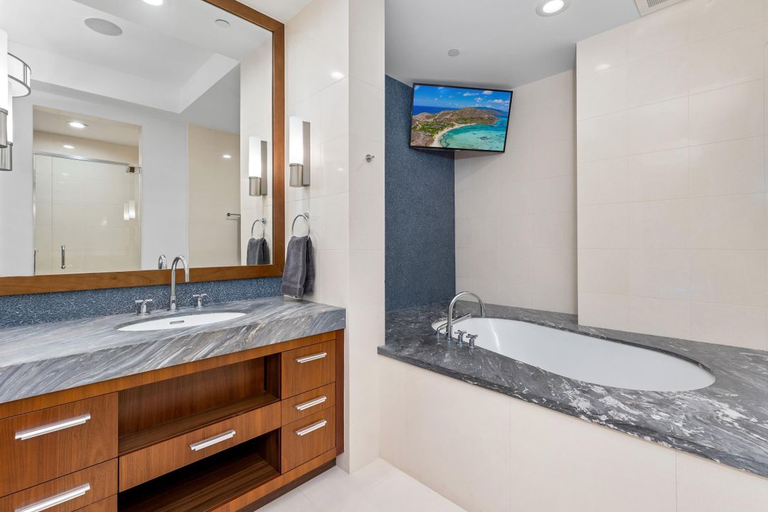 For Rent: $40,000 (4 beds, 4 baths, 4712 Square Feet)