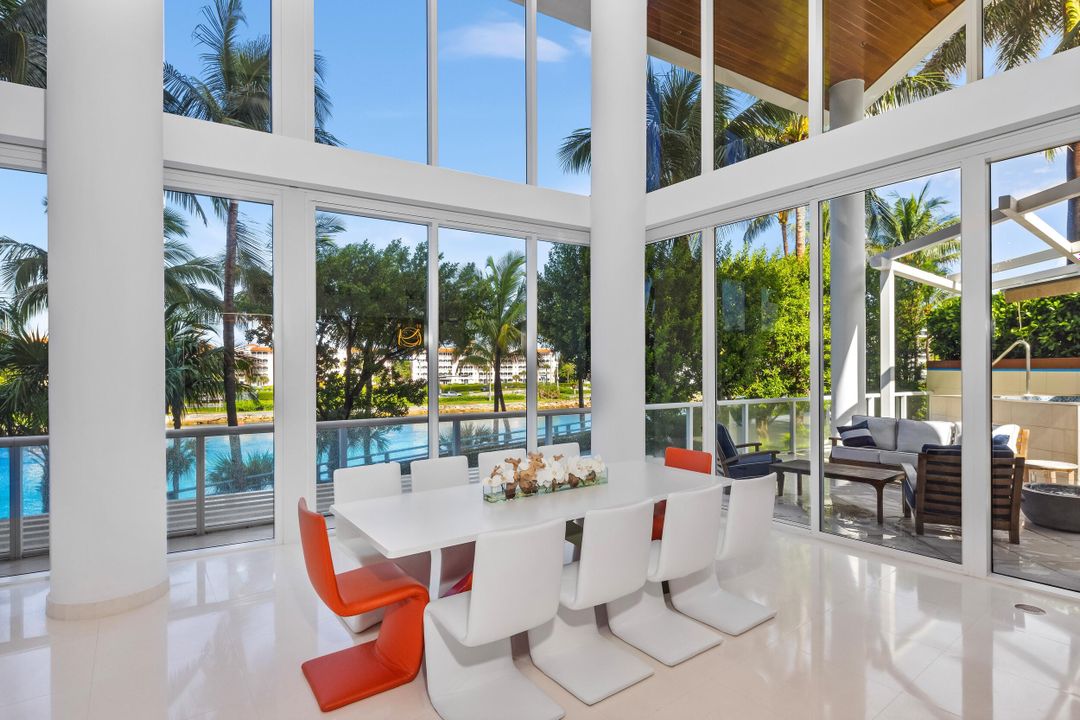 For Rent: $40,000 (4 beds, 4 baths, 4712 Square Feet)