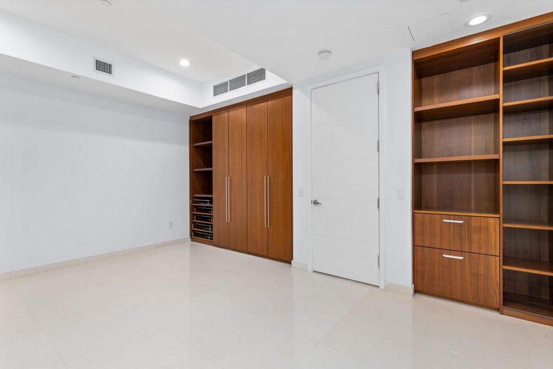 For Rent: $40,000 (4 beds, 4 baths, 4712 Square Feet)