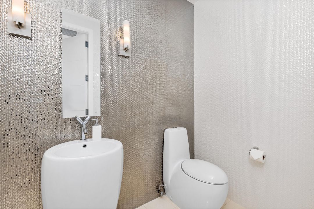 For Rent: $40,000 (4 beds, 4 baths, 4712 Square Feet)