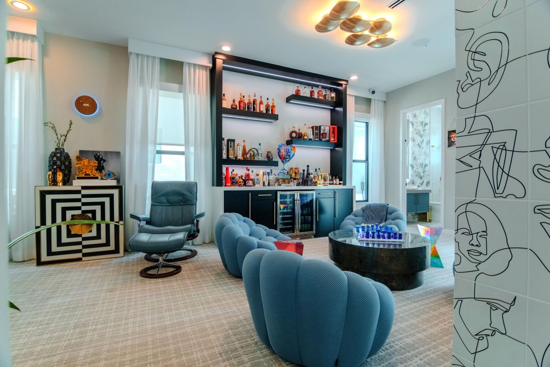 В аренду: $17,900 (5 спален, 6 ванн, 5315 Квадратных фут)