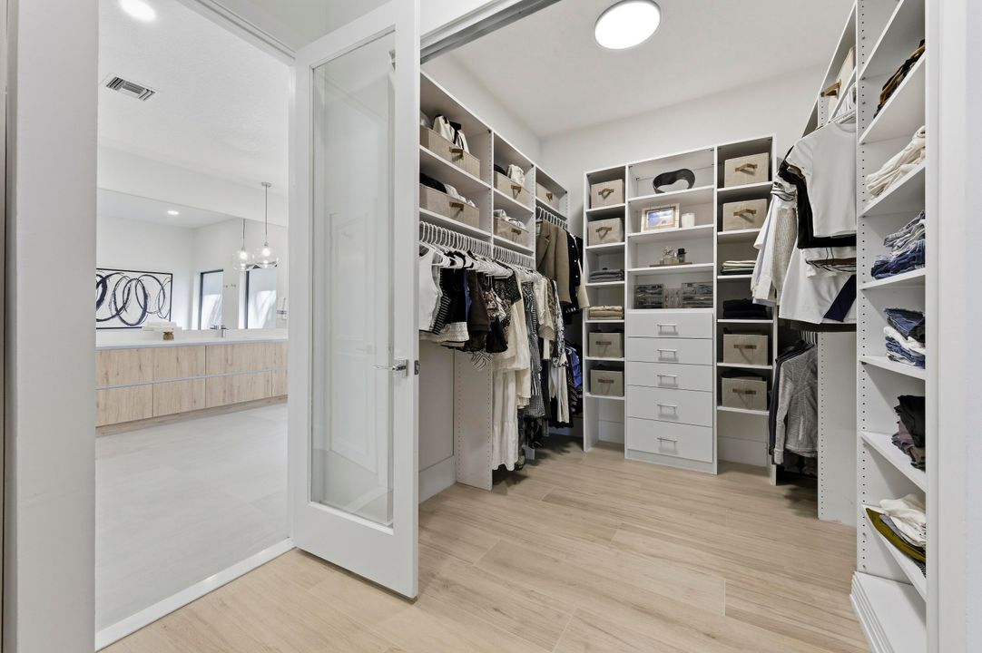 For Sale: $3,500,000 (4 beds, 4 baths, 4505 Square Feet)