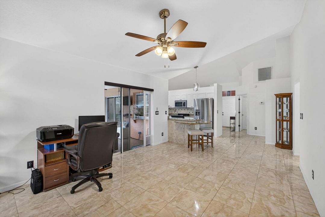 Activo con contrato: $445,000 (3 camas, 2 baños, 1626 Pies cuadrados)