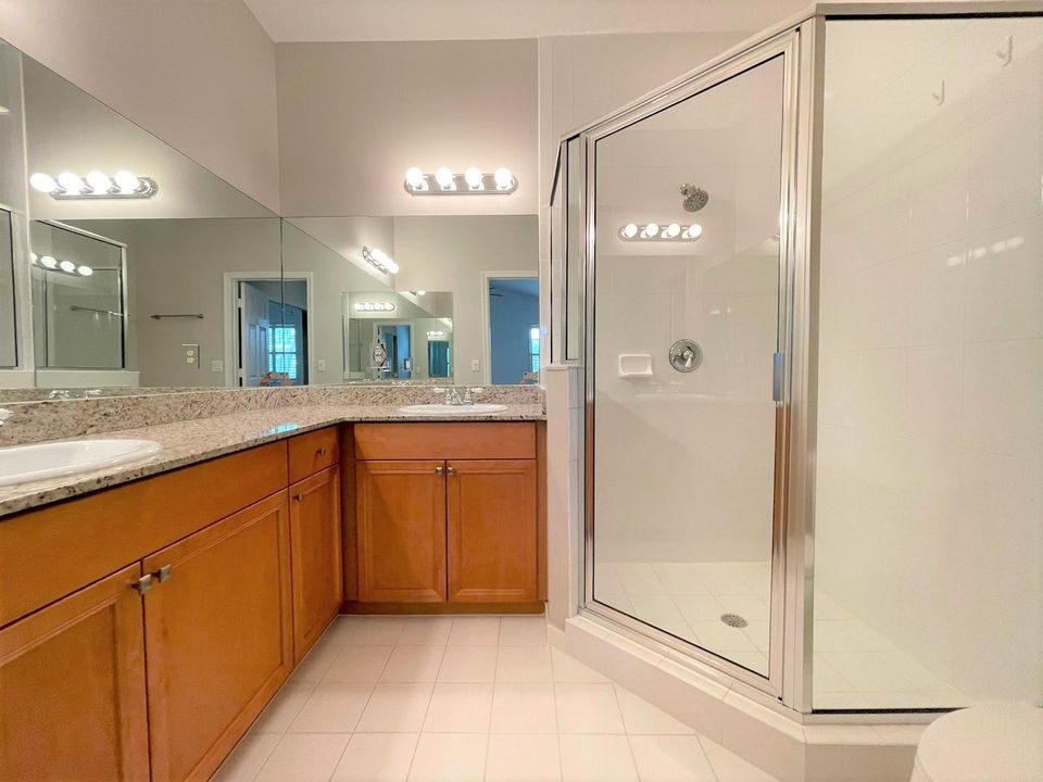 待售: $410,000 (3 贝兹, 2 浴室, 1521 平方英尺)