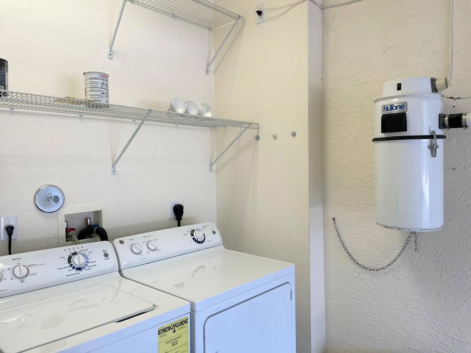 待售: $410,000 (3 贝兹, 2 浴室, 1521 平方英尺)