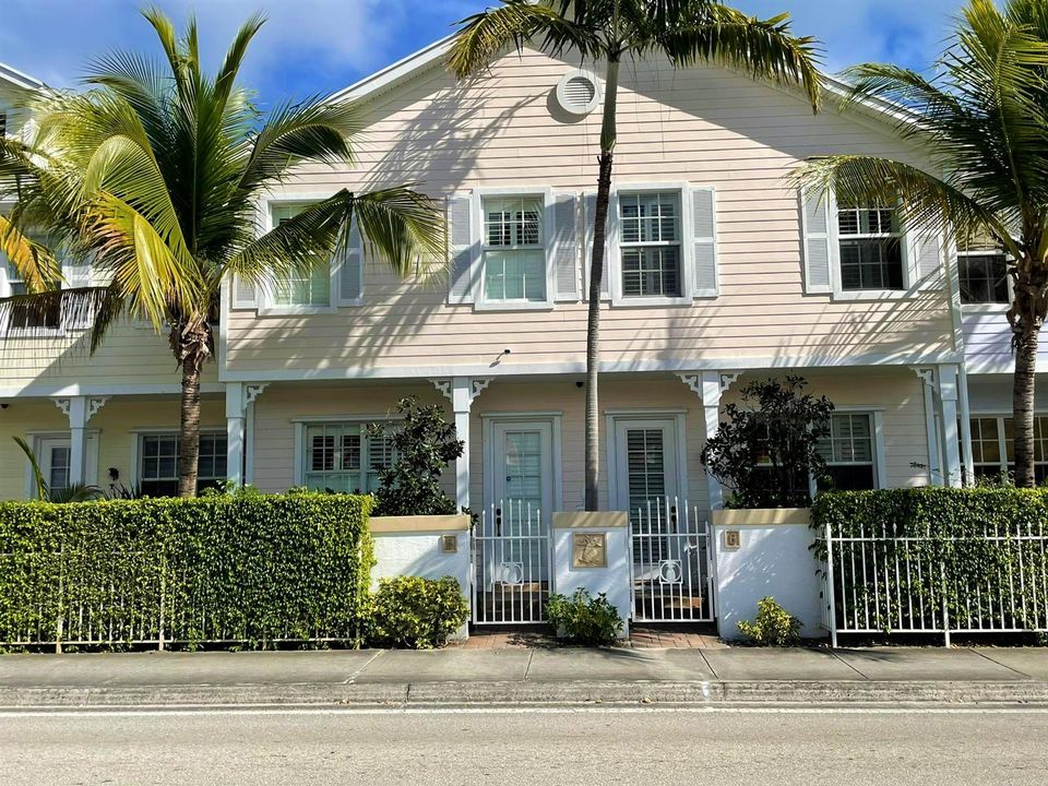 待售: $410,000 (3 贝兹, 2 浴室, 1521 平方英尺)