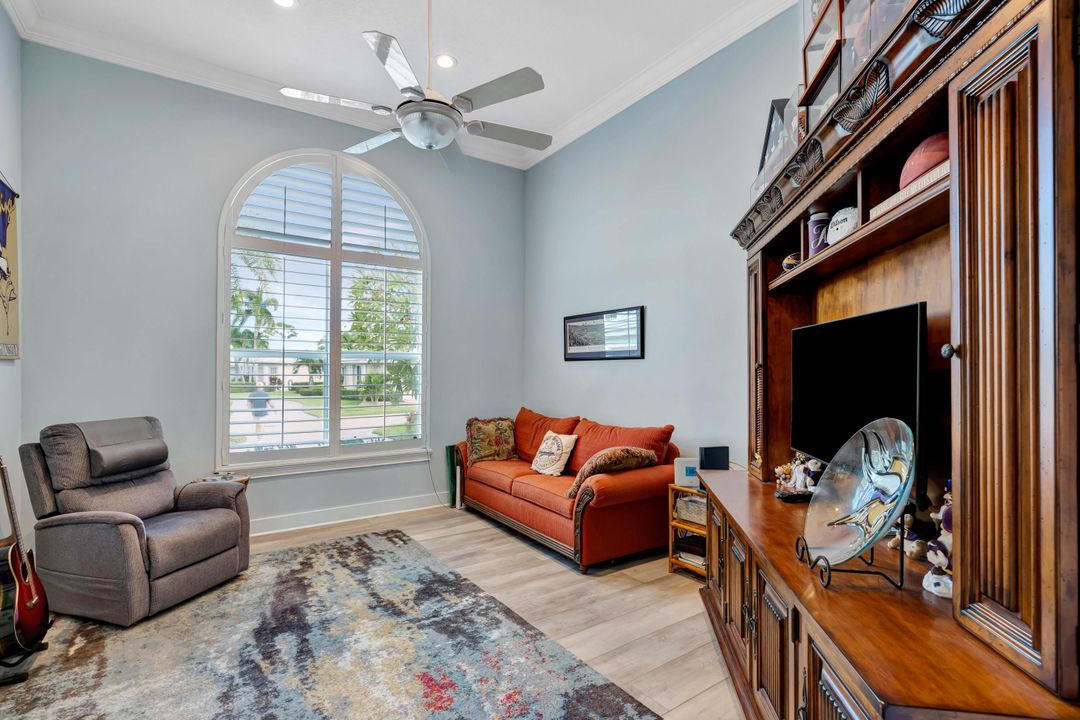 На продажу: $2,950,000 (5 спален, 7 ванн, 4825 Квадратных фут)