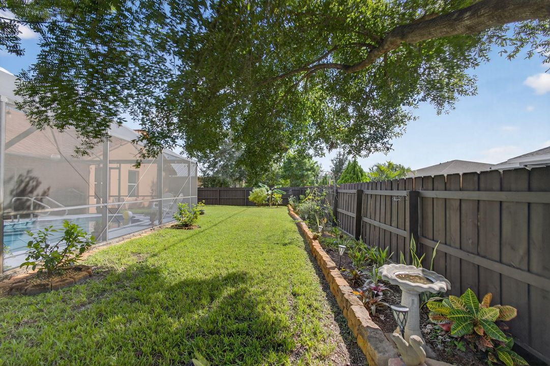 Activo con contrato: $445,000 (3 camas, 2 baños, 1626 Pies cuadrados)