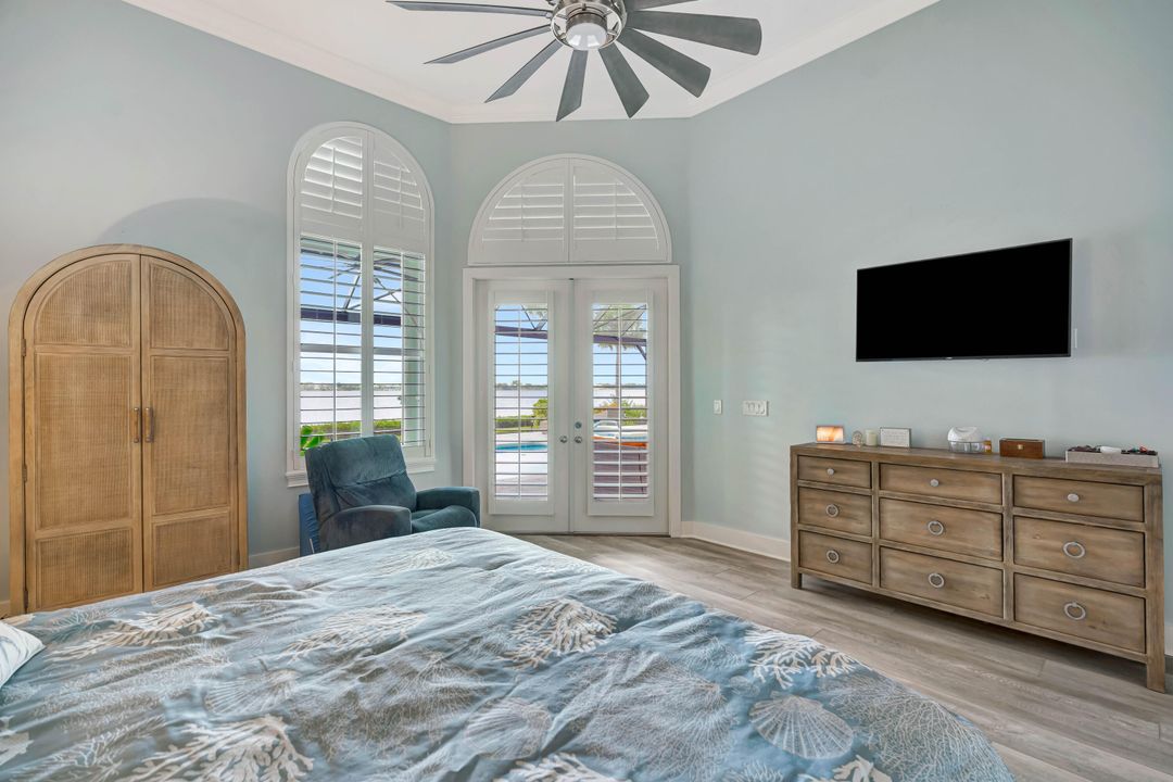 На продажу: $2,950,000 (5 спален, 7 ванн, 4825 Квадратных фут)