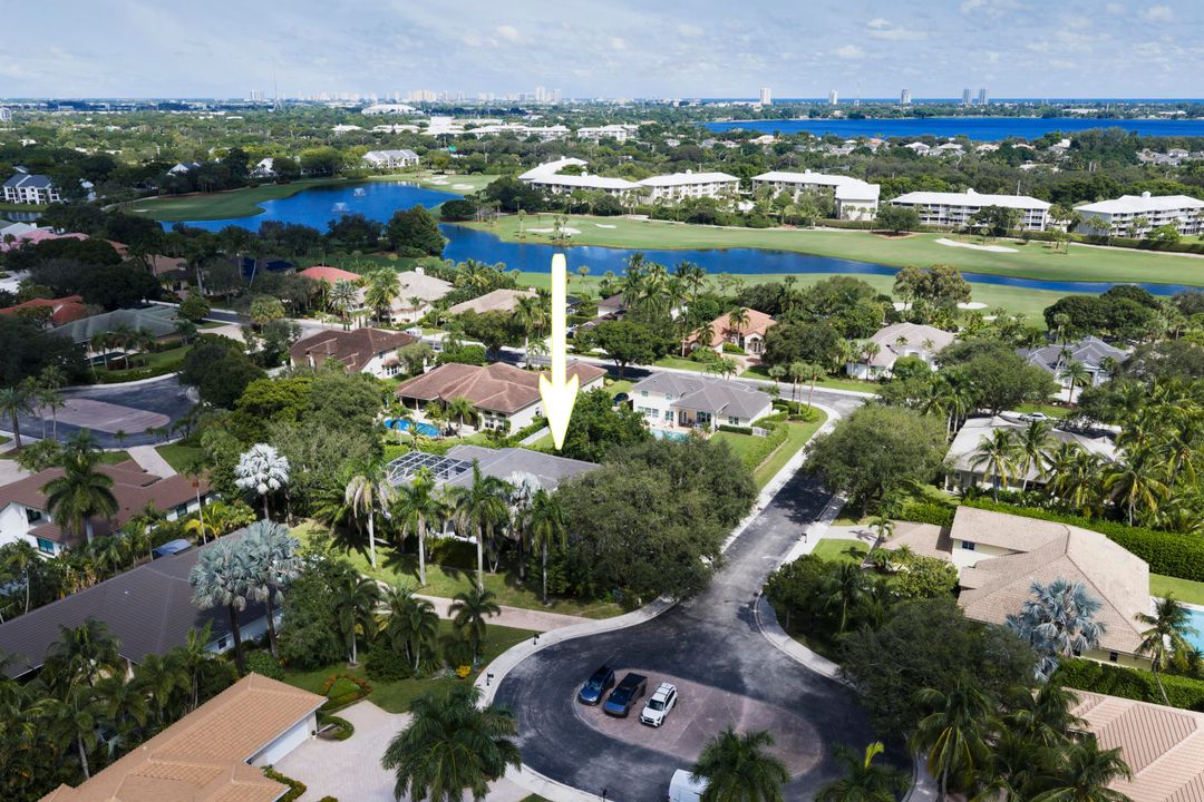 For Sale: $3,500,000 (4 beds, 4 baths, 4505 Square Feet)