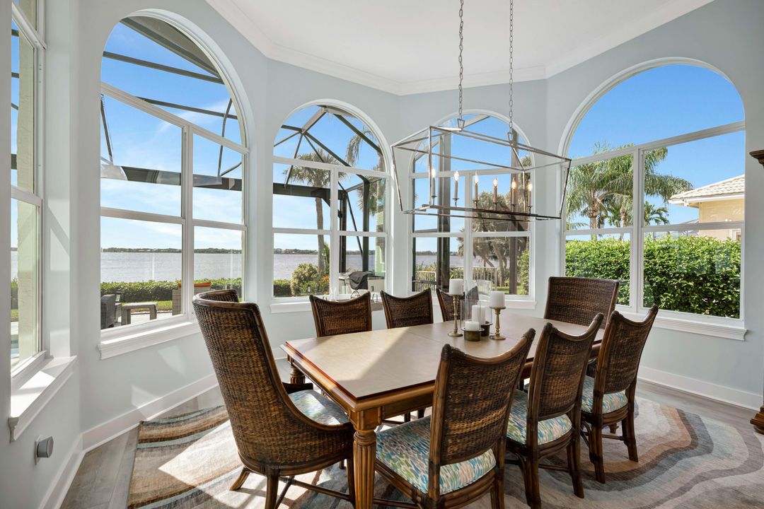 На продажу: $2,950,000 (5 спален, 7 ванн, 4825 Квадратных фут)