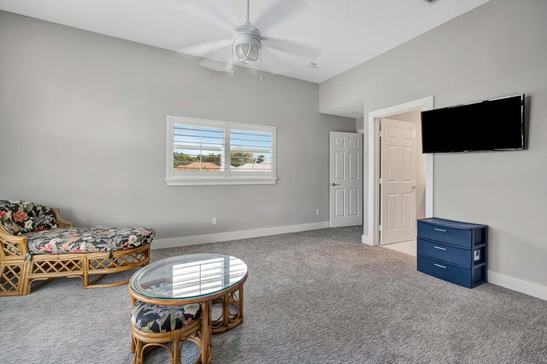 На продажу: $2,950,000 (5 спален, 7 ванн, 4825 Квадратных фут)