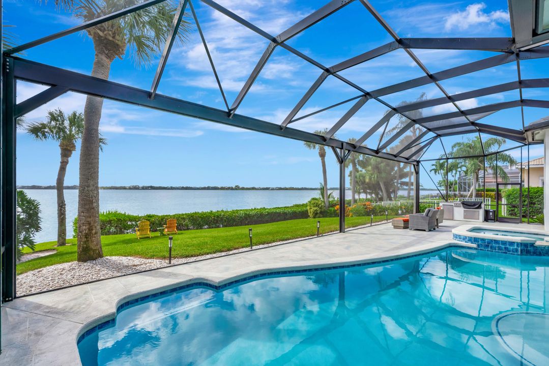 На продажу: $2,950,000 (5 спален, 7 ванн, 4825 Квадратных фут)